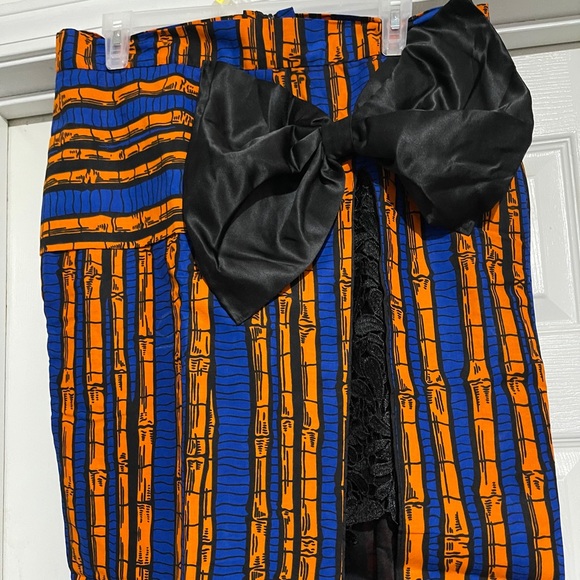 Skirt - Picture 2 of 2